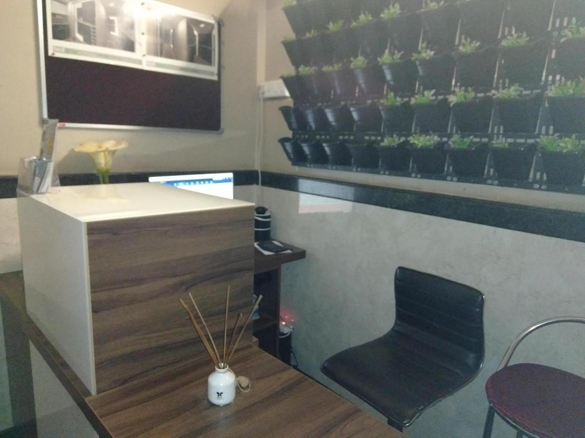 Bedspace- Capsule Ac Hotel Мангалор Екстериор снимка